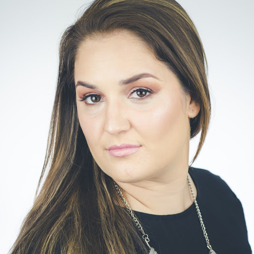 Veronica Best Photo 7