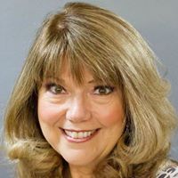 Adrienne Miller Photo 19
