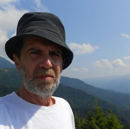 Steve Cochran Photo 10