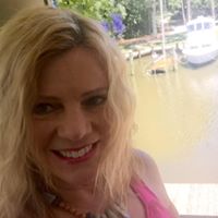 Renee Stringer Photo 8