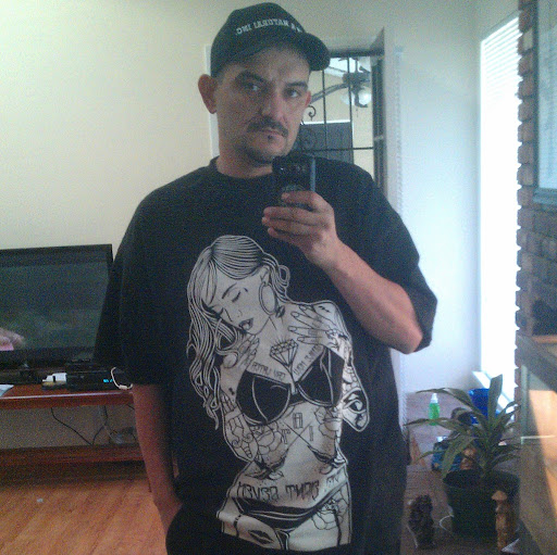 Raymond Rios Photo 20