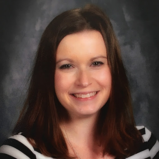 Jennifer Roach Photo 27