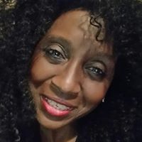 Gloria Steele Photo 9
