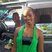 Andrea Holmes Photo 8