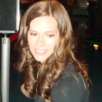Erica Hart Photo 29