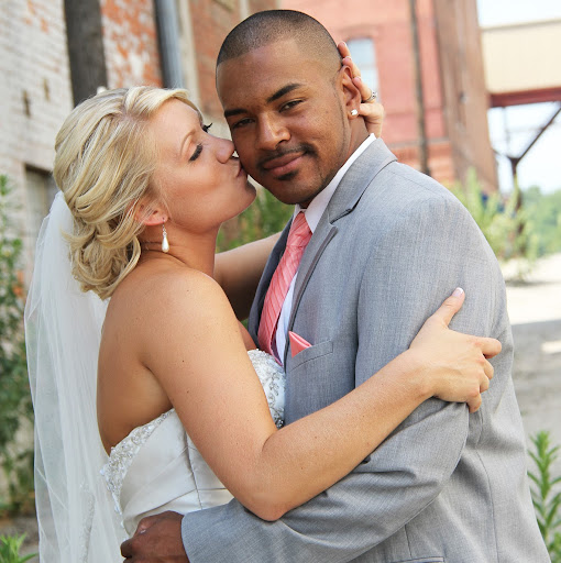 Amanda Graham Photo 35