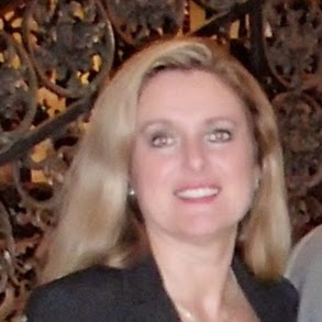 Jennifer Tyler Photo 31