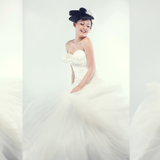 Harry Lam Photo 27