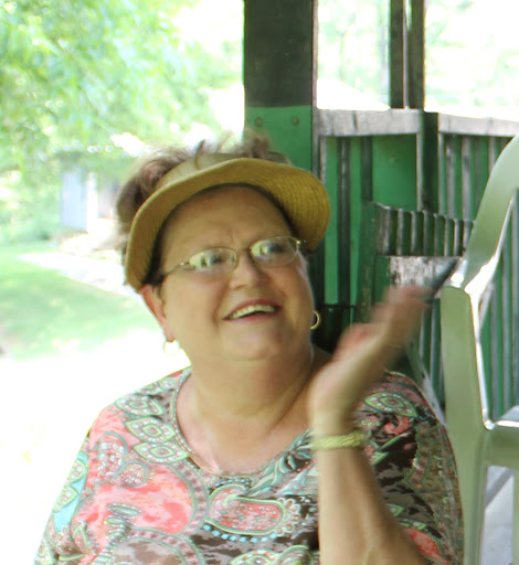 Diane Fletcher Photo 39