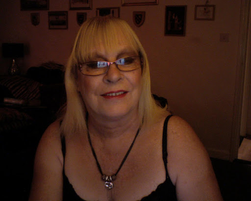 Joanne Benson Photo 18