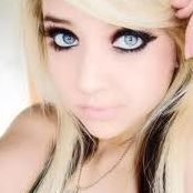 Holli Jenkins Photo 4