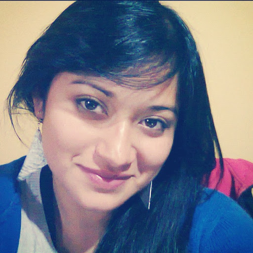 Angela Caceres Photo 13