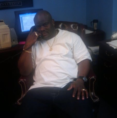 Earl Walker Photo 52