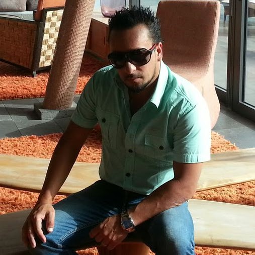 Gustavo Rivero Photo 18