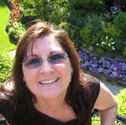 Karen Colson Photo 17