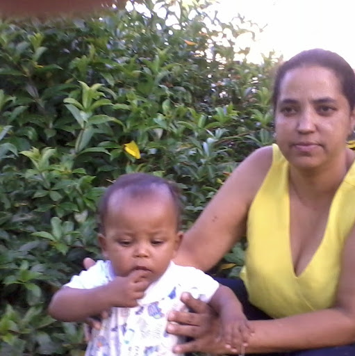 Sandra Adriano Photo 1