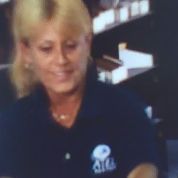 Donna Wolfe Photo 46