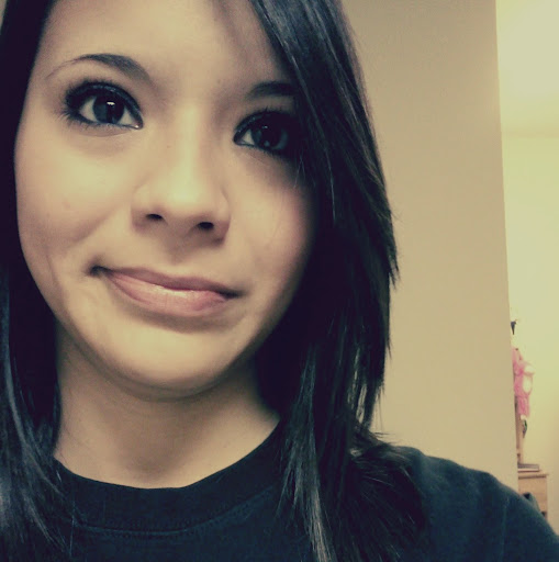 Rebecca Chavez Photo 26