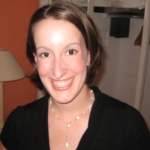 Laura Rogers Photo 38