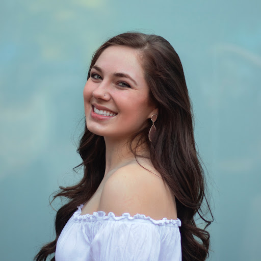 Anna Meyers Photo 15