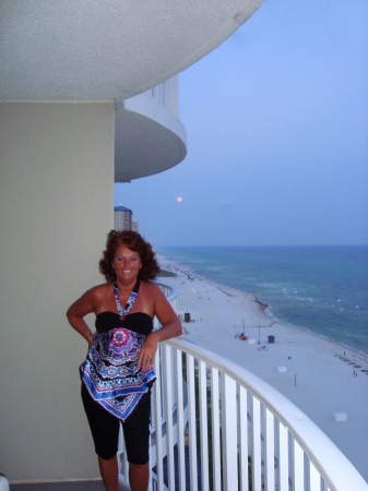 Denise Robbins Photo 1