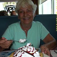 Jackie Cox Photo 40