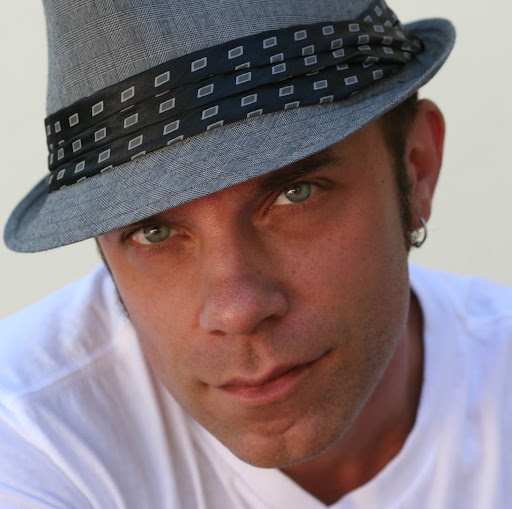 Michael Merrill Photo 38