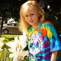 Tina Olds Photo 8