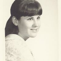 Roberta Howell Photo 8