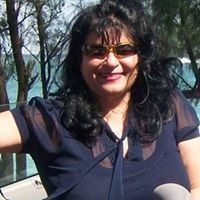 Paula Farrell Photo 25