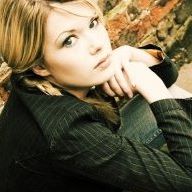 Rebecca Parnell Photo 14