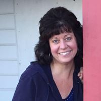 Lisa Hanson Photo 24