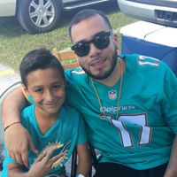 Isaac Martinez Photo 24