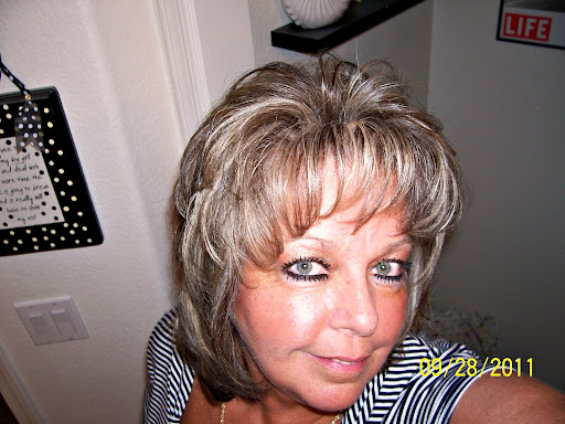 Vicki Hunter Photo 29