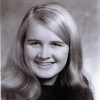Traci Kinney Photo 7