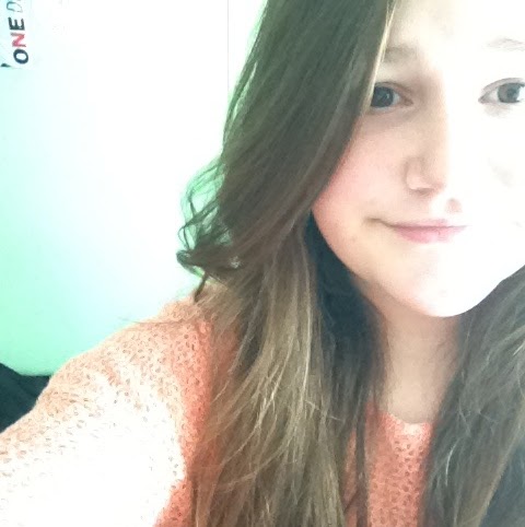 Ashley Hinton Photo 15