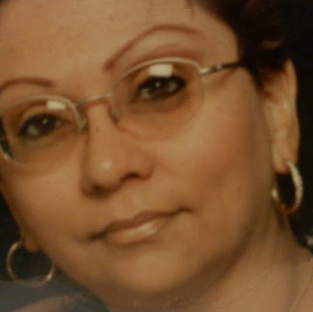 Lisa Macias Photo 33