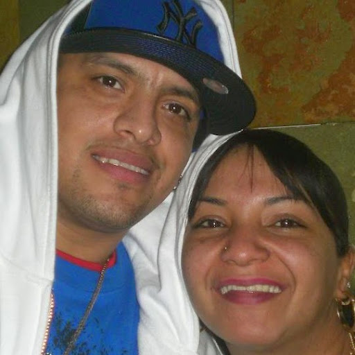 Carlos Vargas Photo 30