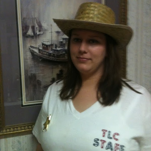 Leslie Shelton Photo 29