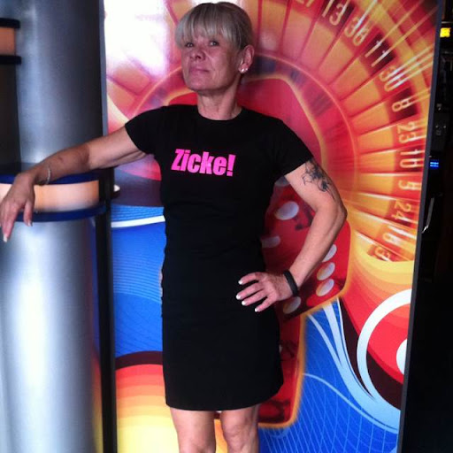 Claudia Krueger Photo 5