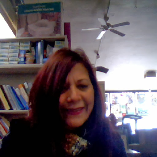 Susan Valenzuela Photo 12