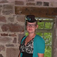 Shelly Whitehead Photo 17