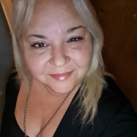 Yolanda Velazquez Photo 37