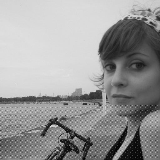 Elizabeth Beyer Photo 38
