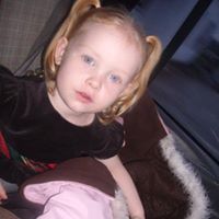 Danielle Blank Photo 8