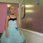 Sara Hutchison Photo 35