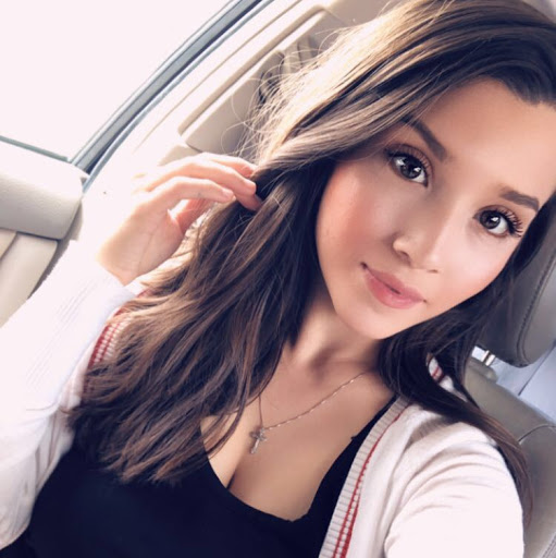 Arianna Gonzalez Photo 29