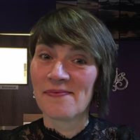 Dianne Doherty Photo 24