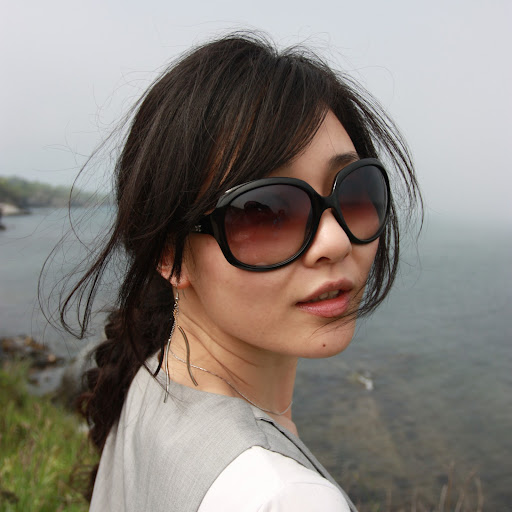 Alicia Chen Photo 28