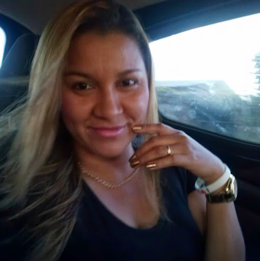 Antonia Santos Photo 14